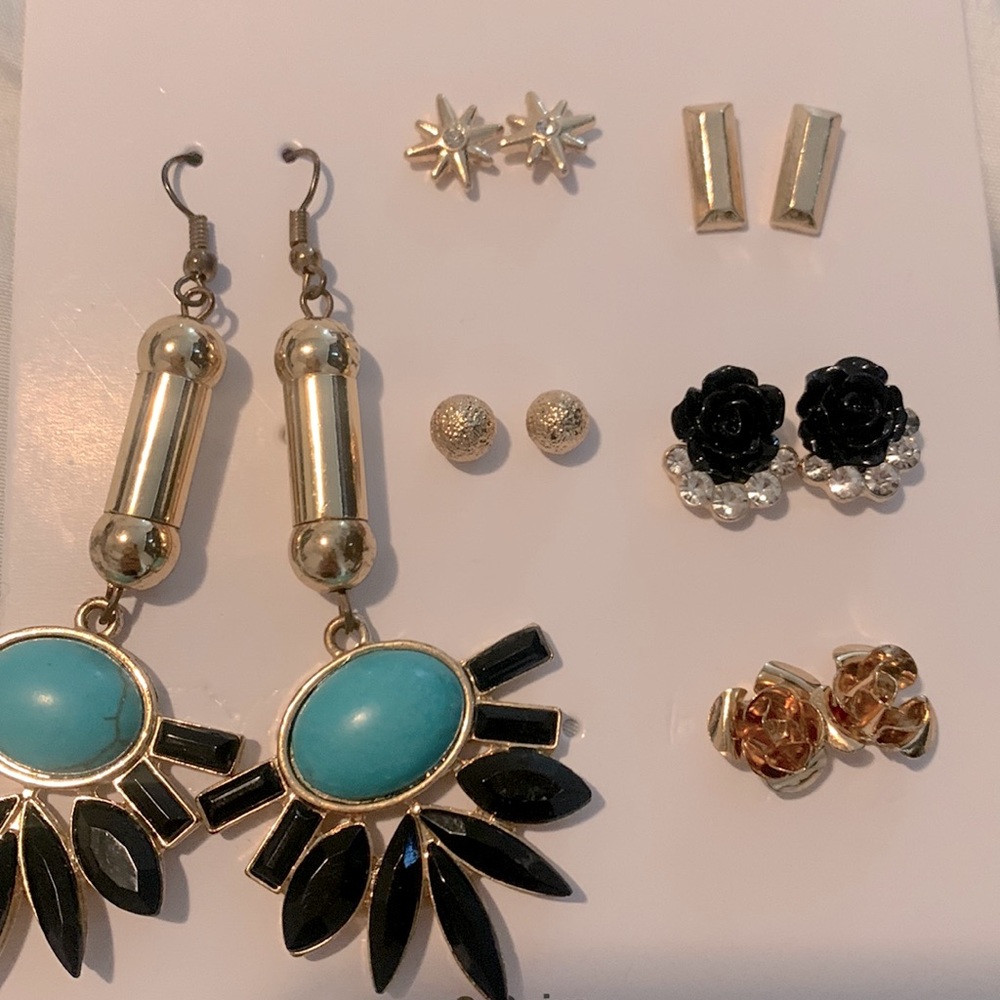 Free shipping, Earring set, sold together or separately,
